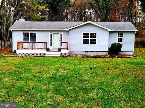 962 Crystal Rock Rd, Lusby, MD 20657