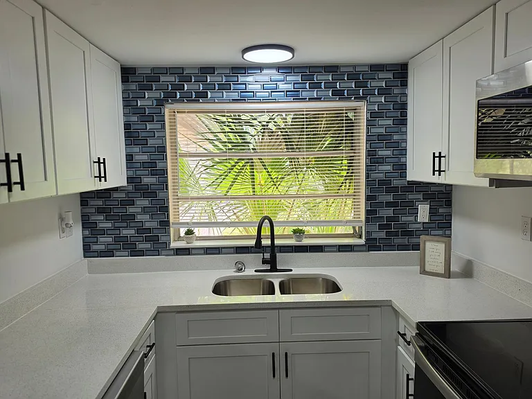 640 Westward Cir — Photo 18