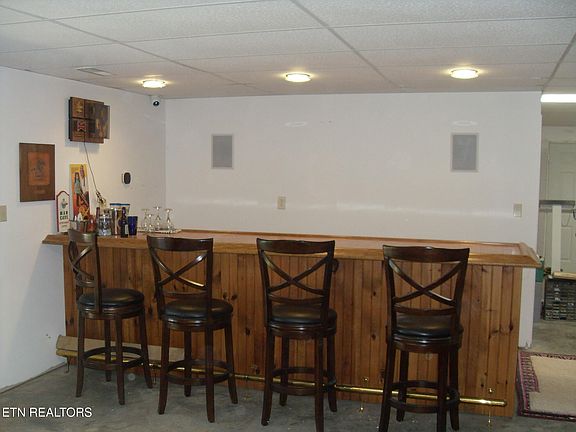 5th image of 6742 Ridgeview Rd