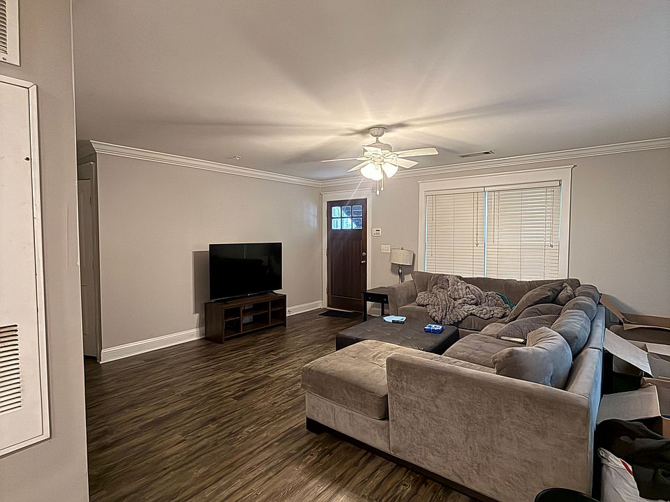 1st image of 1035 Barnett Shoals Rd APT 910