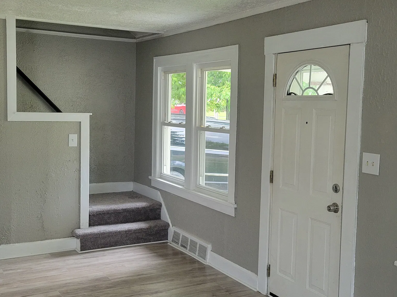 2 bed, 1023 sqft, $1,650 — Photo 3