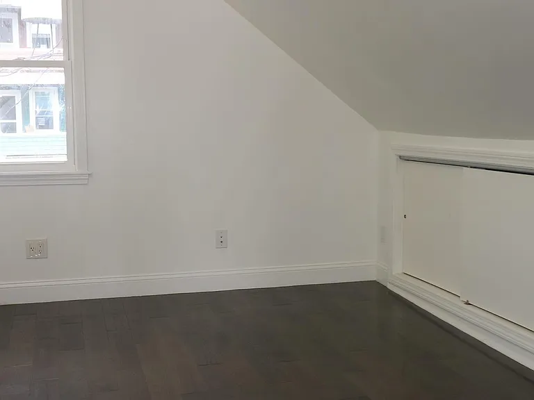 78 West St #2A — Photo 7