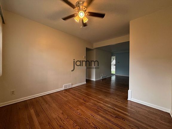 5th image of 24113 E Silsby Rd