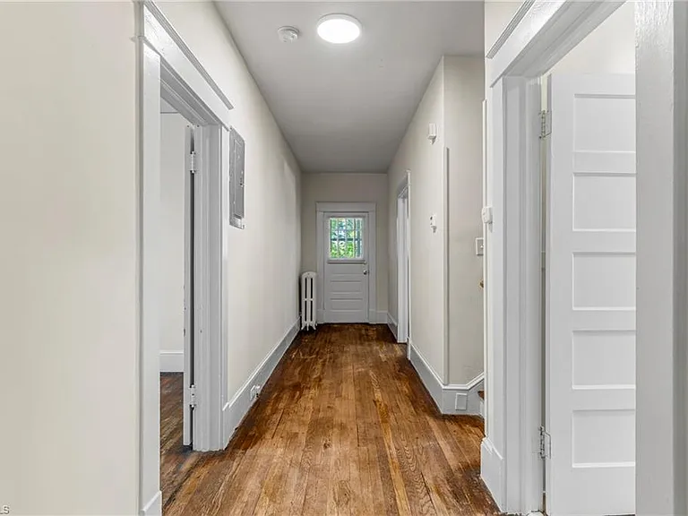 1506 Martin Luther King Jr Dr — Photo 19