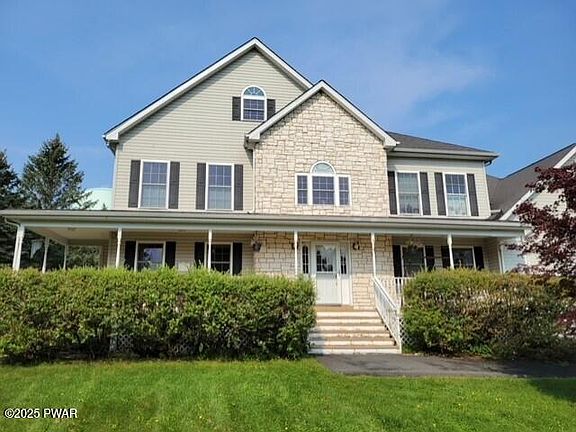 2nd image of 110 Overlook Ln
