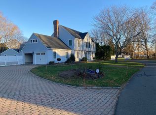 3 Cove Lndg, Old Saybrook, CT 06475