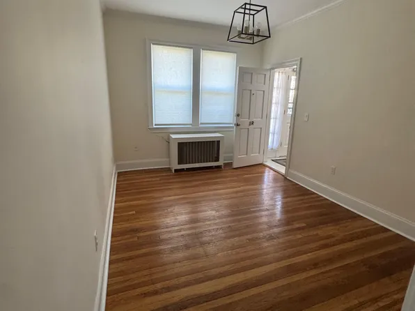 (undisclosed Address), Yonkers, NY 10704