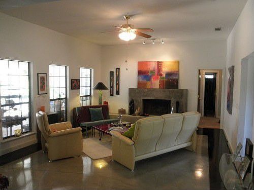 1st image of 2520 Belmont Pl