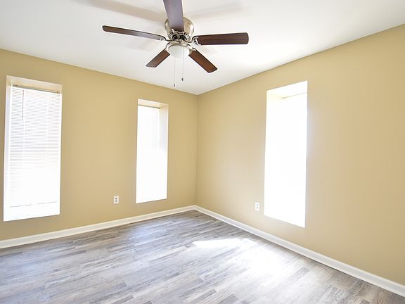 4th image of 247 Belle Terre Blvd #A
