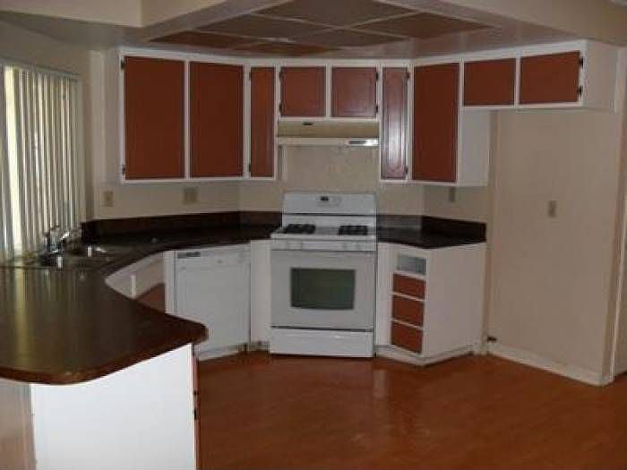 1st image of 9816 Bexley Dr