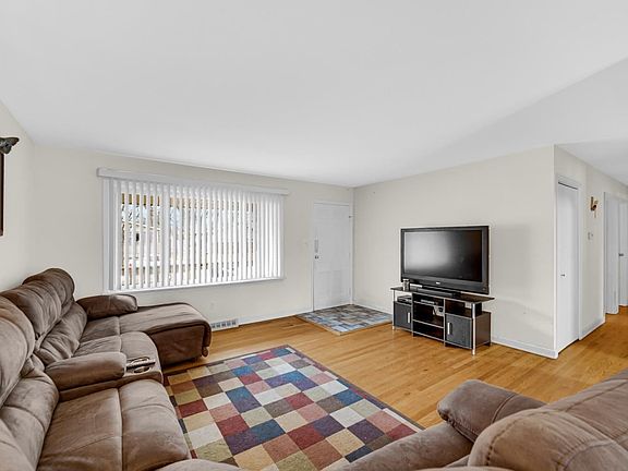 5th image of 1405 Tuckahoe Park Dr