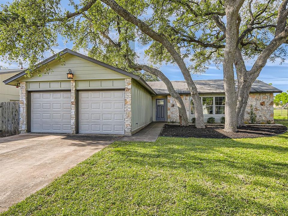 1st image of 11901 Acorn Creek Trl