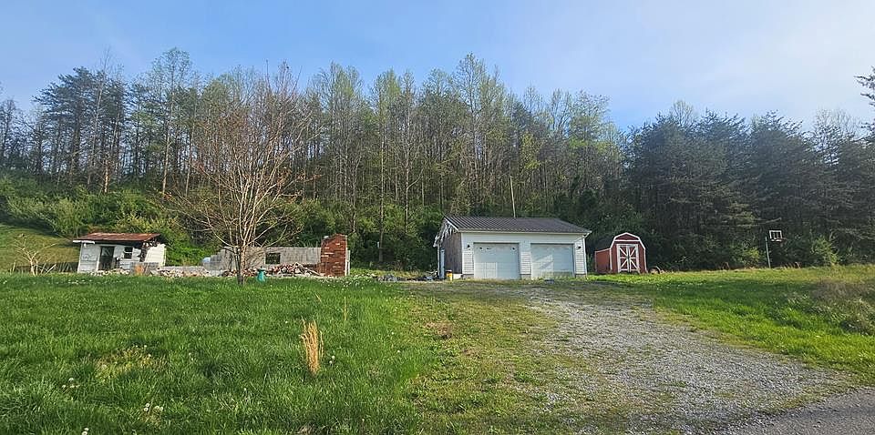 1st image of 185 Gallup Rd