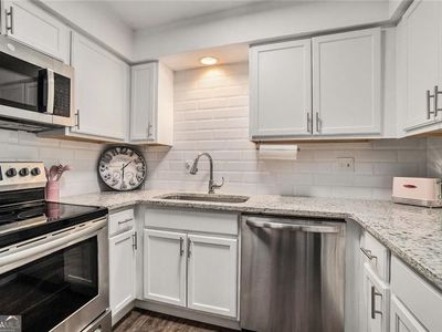 94 Rosaire Pl NW, Atlanta, GA, 30327