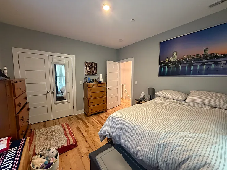 12 Perry St #3 — Photo 3