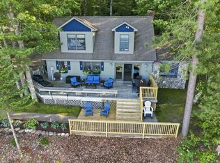 4493 Sunset Cv, Indian River, MI 49749