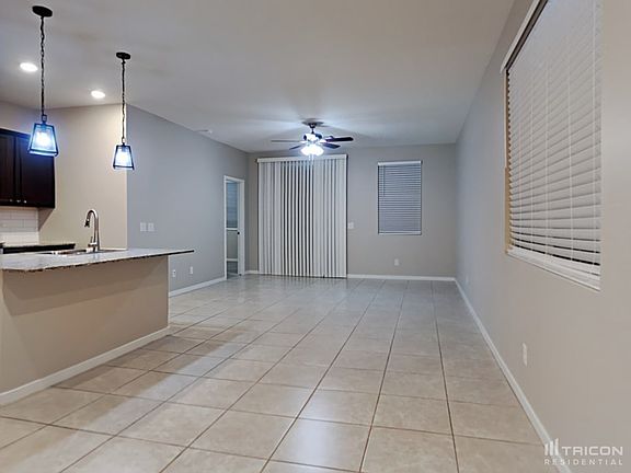 4th image of 14230 W Voltaire St
