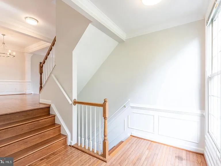 9588 Lagersfield Cir — Photo 5