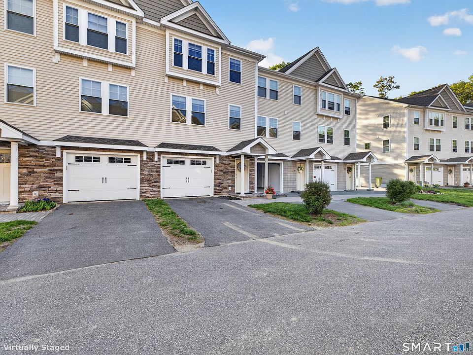 1st image of 34 Village Crossing #34