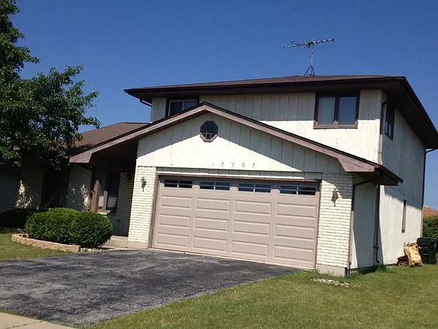 17707 Cypress Ave photo 1