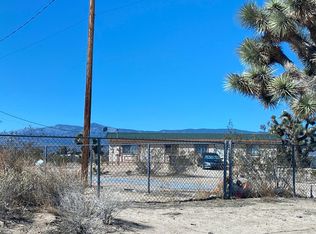 6249 Maricopa Rd, Phelan, CA 92371