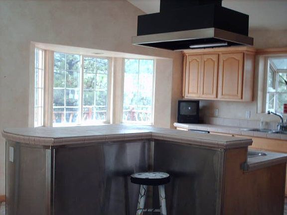 5th image of 6738 Greenhorn Mountain Dr