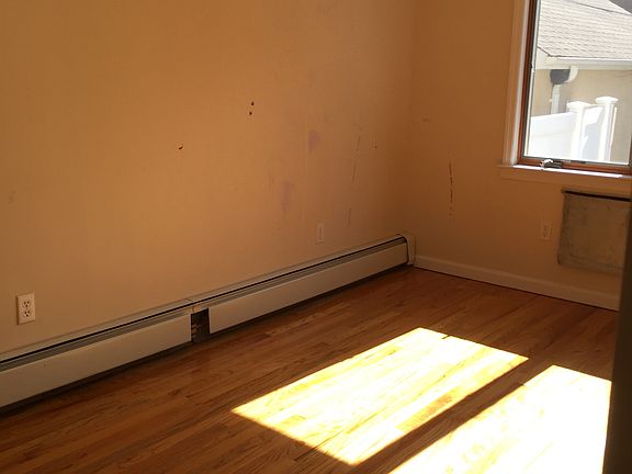 3rd image of 15156 18th Ave #1ST