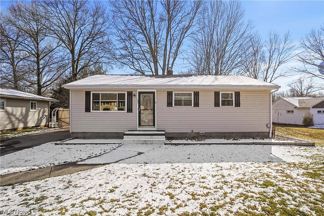 137 Bermont Ave, Munroe Falls, OH 44262 Zillow