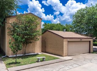 2144 Kazmeier Plz, Bryan, TX 77802