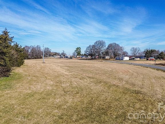 5th image of 0 Fairmount Rd