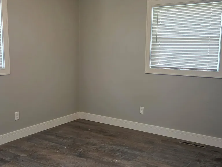 9017 Southmoor Ave — Photo 13