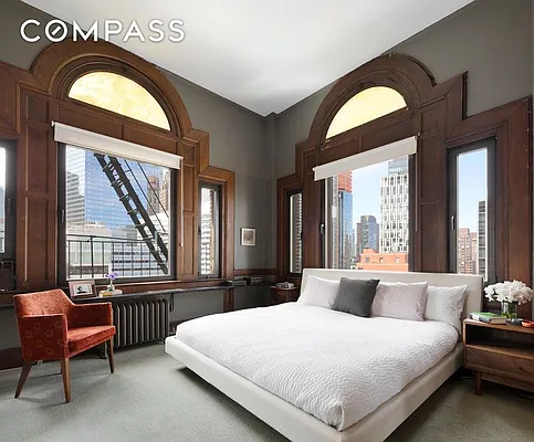 Rented by Compass | media 18