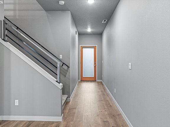 3rd image of 11517 NE 124th Pl