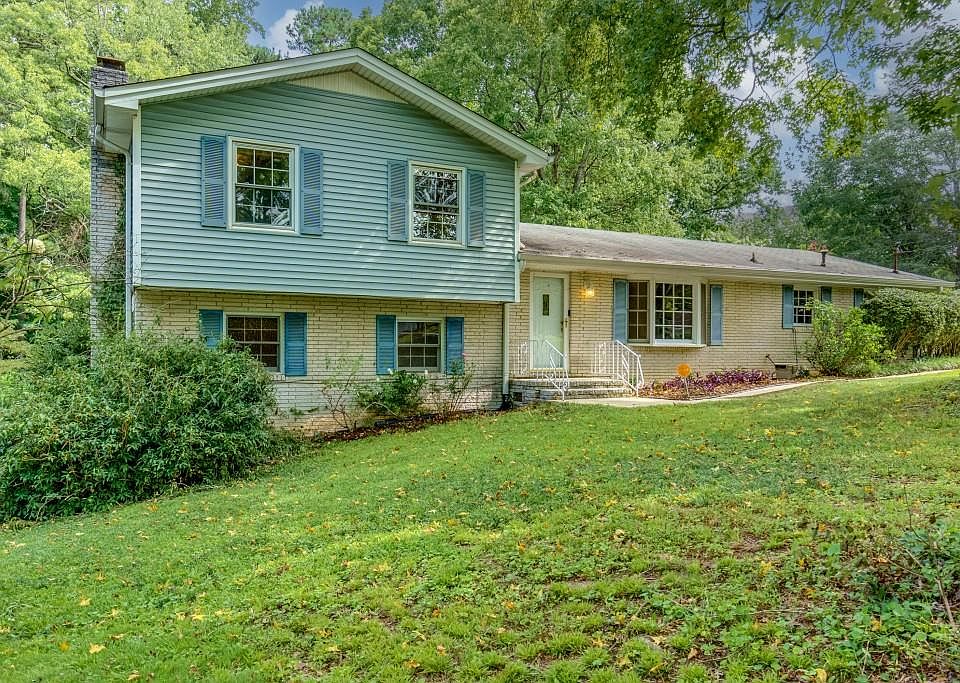 1st image of 550 Favorwood Dr SW