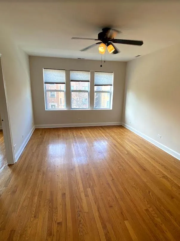 N Claremont Ave, Chicago — Photo 3
