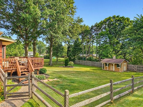 3rd image of 4963 Millwood Dr