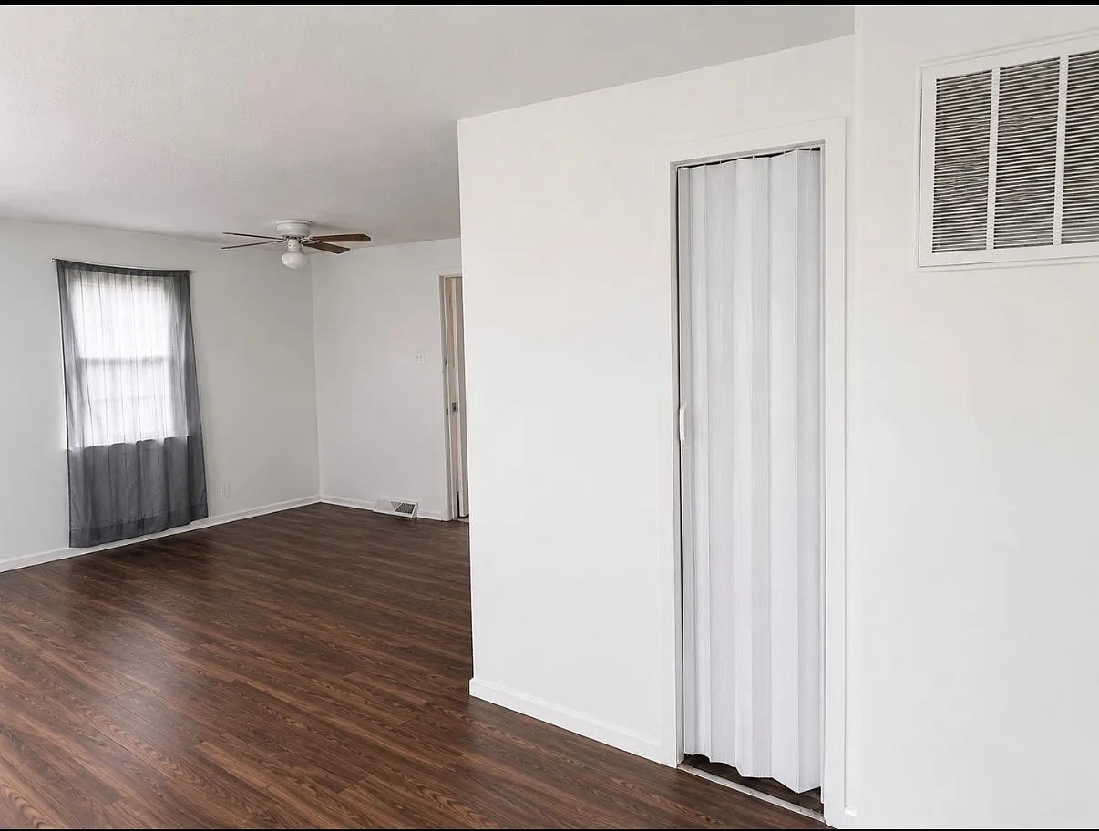 2 bed, 636 sqft, $1,100 — Photo 1