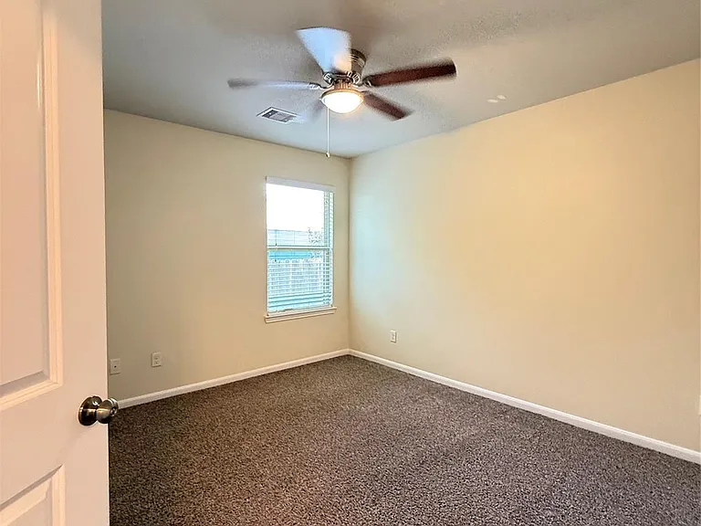 1134 Shadow Glenn Dr — Photo 8
