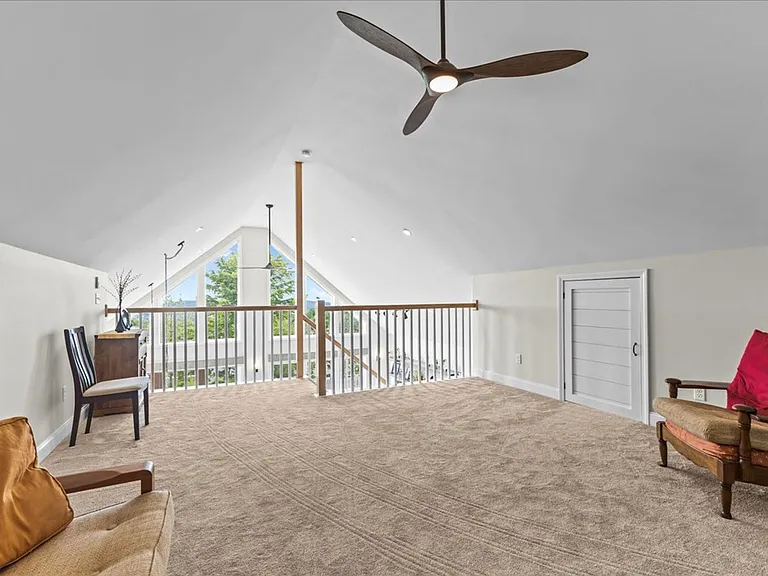 202 Abani Dr — Photo 31
