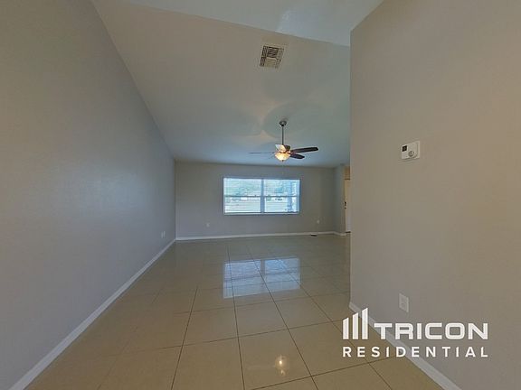 5th image of 524 Elmwood Ct