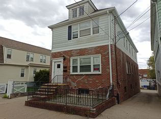 45 Hildreth Pl #2, Yonkers, NY 10704