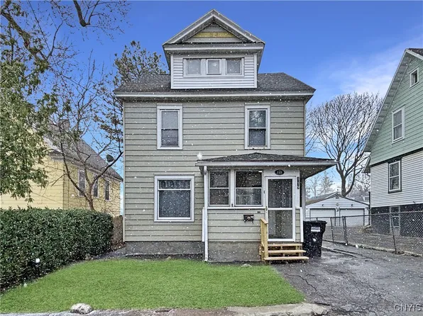 119 Charmouth Dr, Syracuse, NY 13207