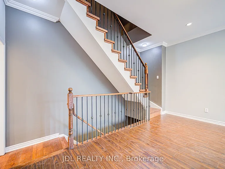 11 Everson Dr #610 — Photo 15