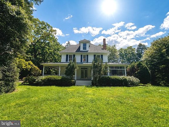 2nd image of 524 Church Hill Rd