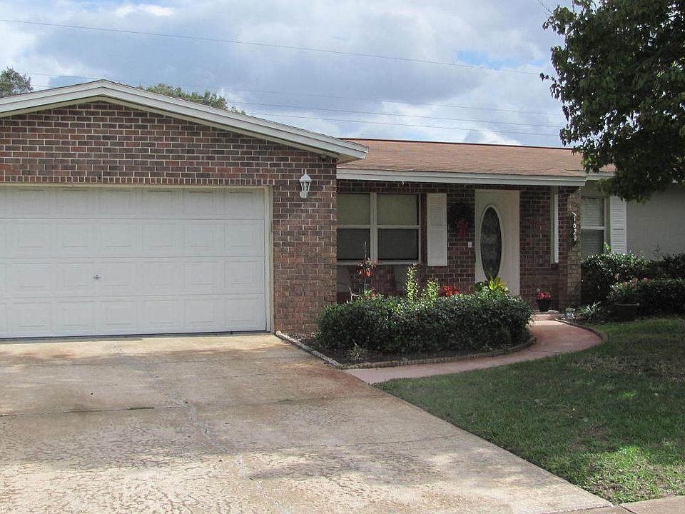 1st image of 1629 N Singleton Ave