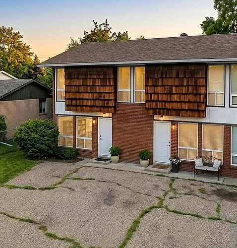 3000 Sumac St Photo 1