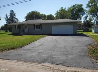 201 William, Lena, IL 61048