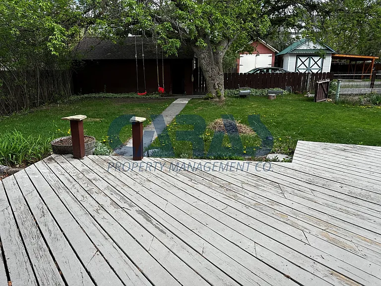 706 S 4th St — Photo 30