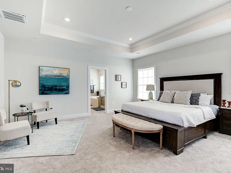6547 Clubhouse Dr — Photo 43