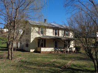 133 W 38th St, Buena Vista, VA 24416